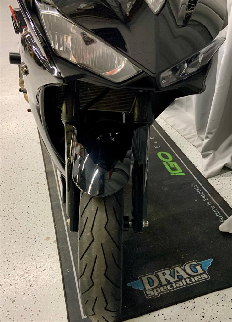 2017 Yamaha Yzf-r3 - $4,250
