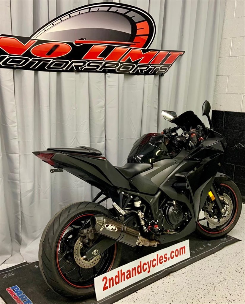 2017 Yamaha Yzf-r3 - $4,250