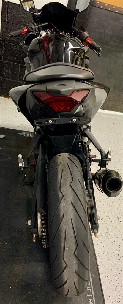 2017 Yamaha Yzf-r3 - $4,250