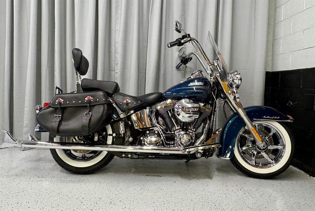 2016 Harley-davidson Heritage Softail Classic - $9,995