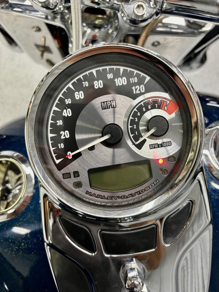 2016 Harley-davidson Heritage Softail Classic - $9,995