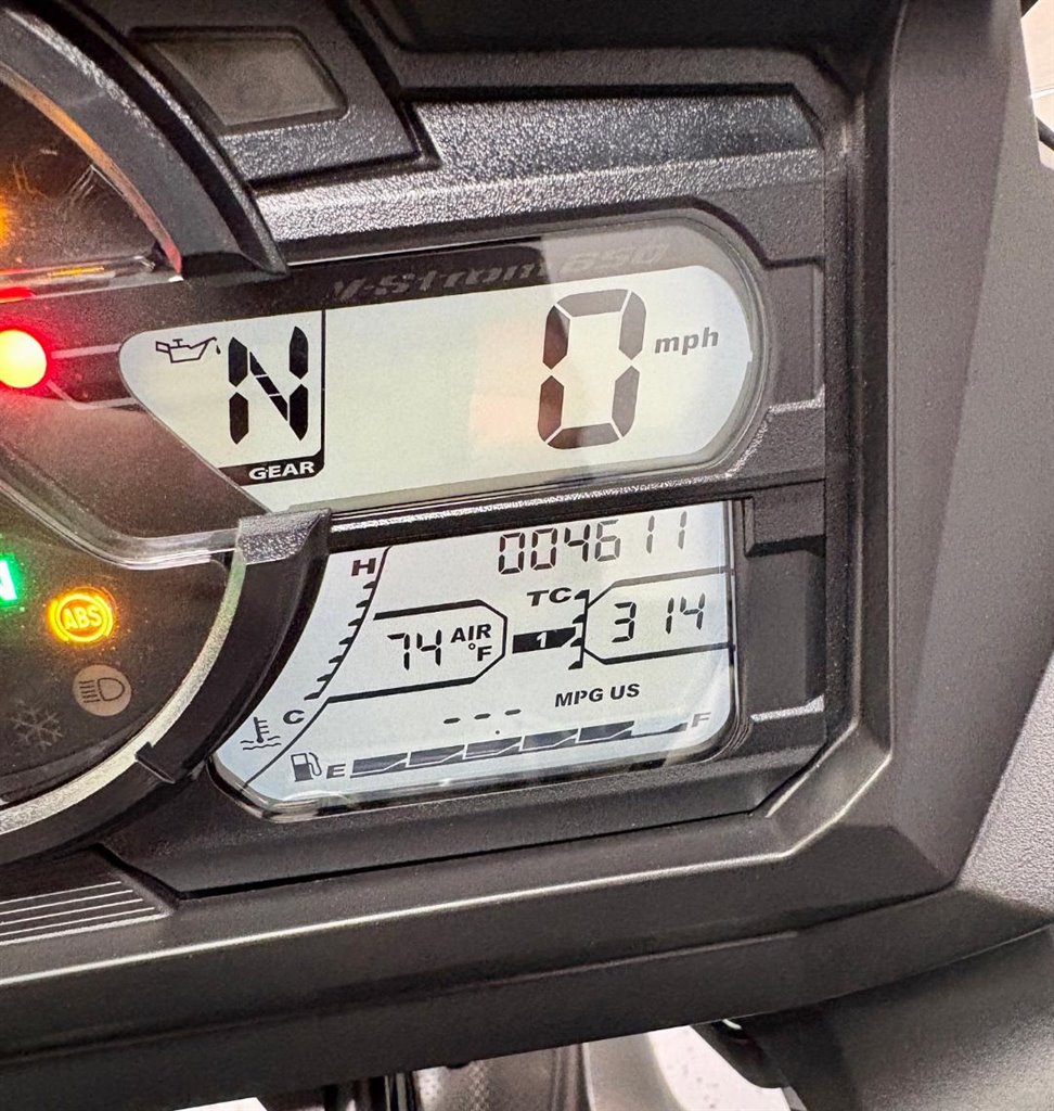 2024 Suzuki GSX-R750 - $8,695