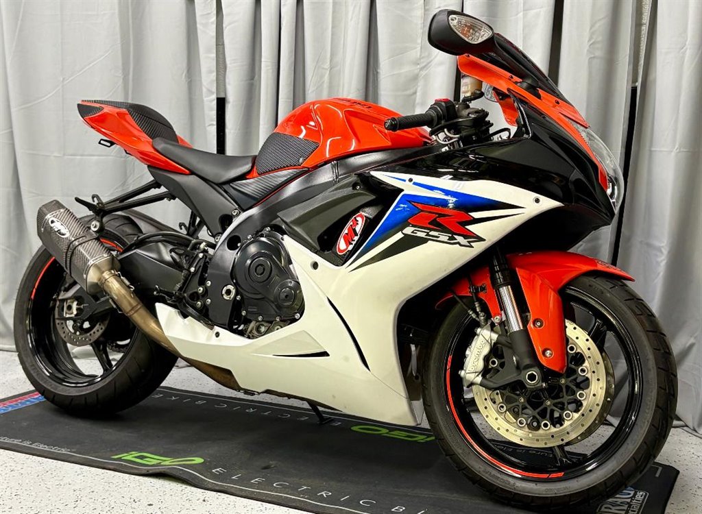 2020 Suzuki Gsx-r600 - $9,299