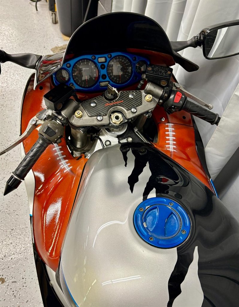 2002 Suzuki GSX-R600 - $8,495