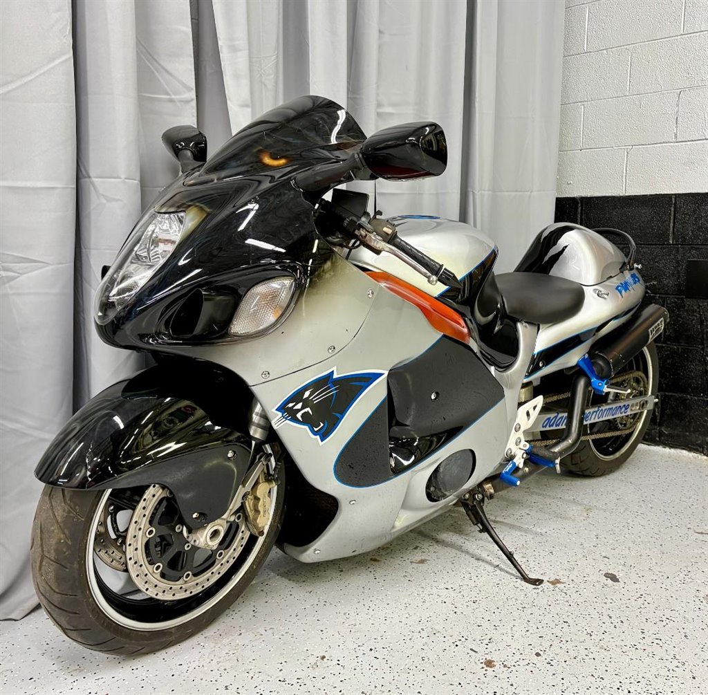 2002 Suzuki GSX-R600 - $8,495