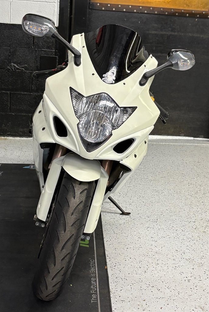 2006 Suzuki Gsx-r1000 - $7,999