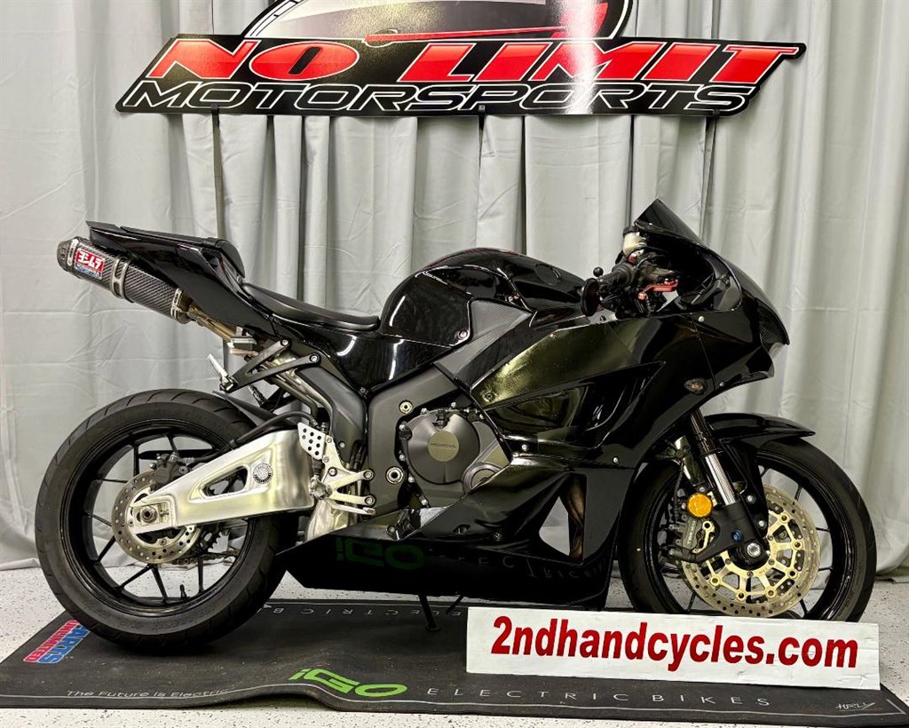 2016 Honda Cbr600rr - $8,999