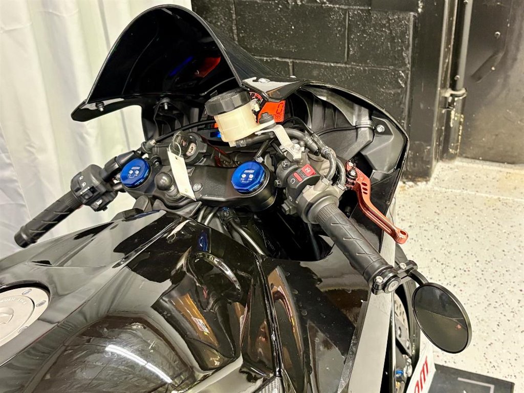 2016 Honda Cbr600rr - $8,999