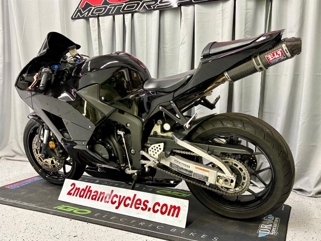 2016 Honda Cbr600rr - $8,999