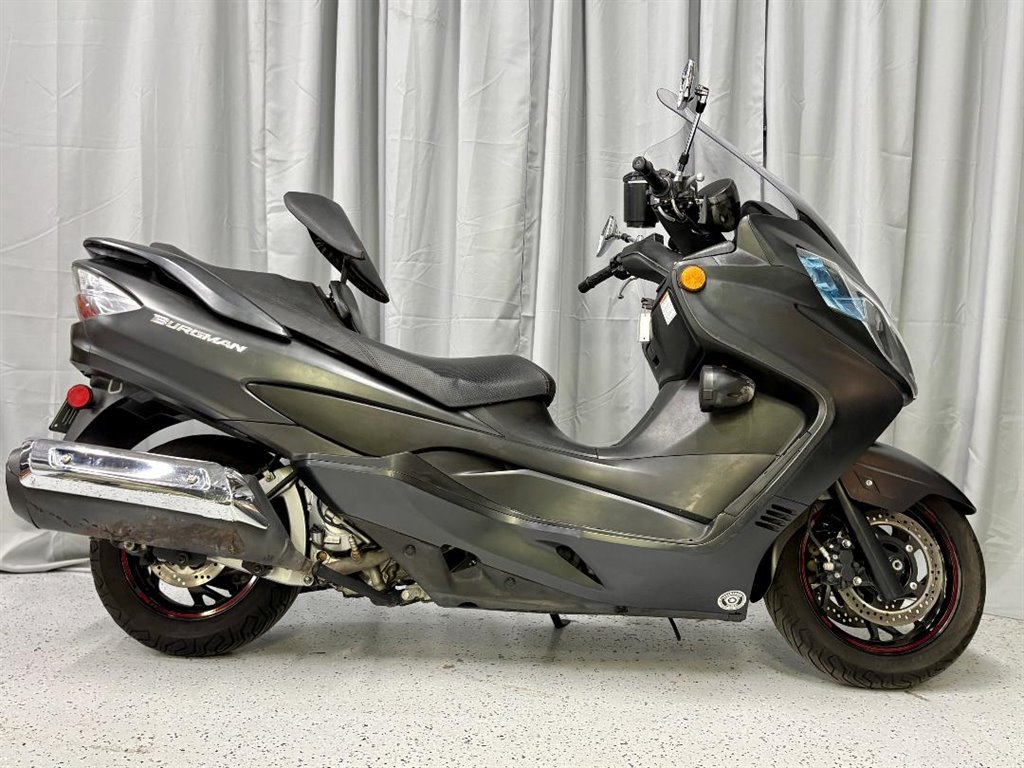 2015 Suzuki Burgman 400 - $2,999