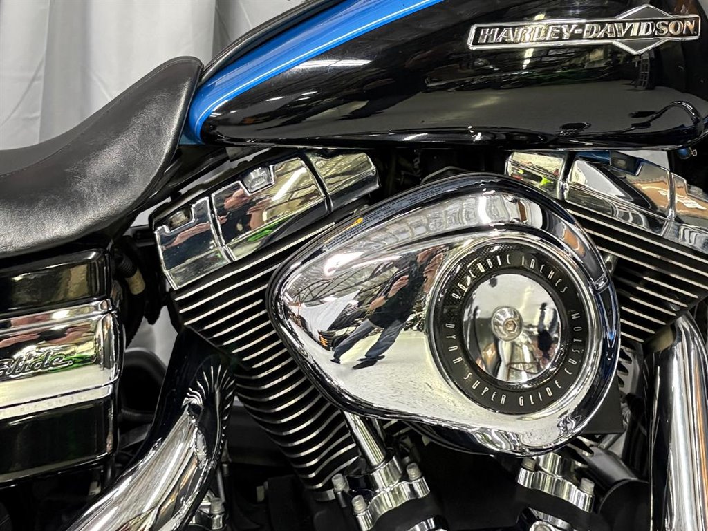 2011 Harley-davidson Dyna Super Glide Custom - $7,999