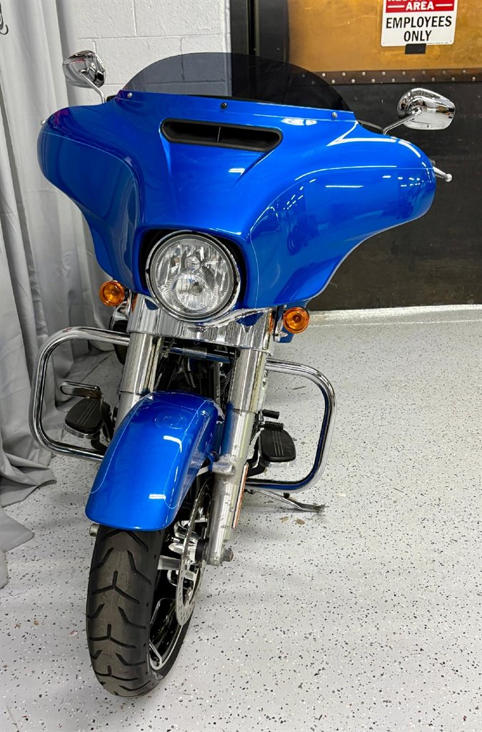 2018 Harley-Davidson FLHX Street Glide - $14,999