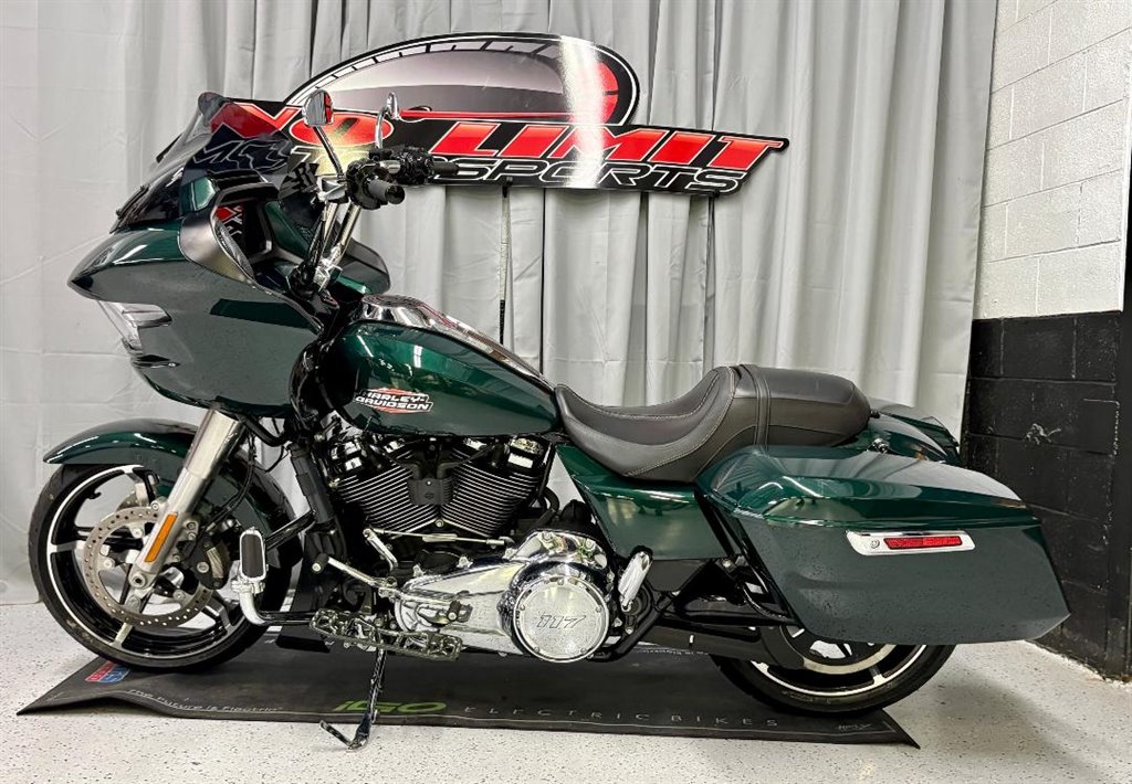 2024 Harley-davidson Road Glide - $21,999
