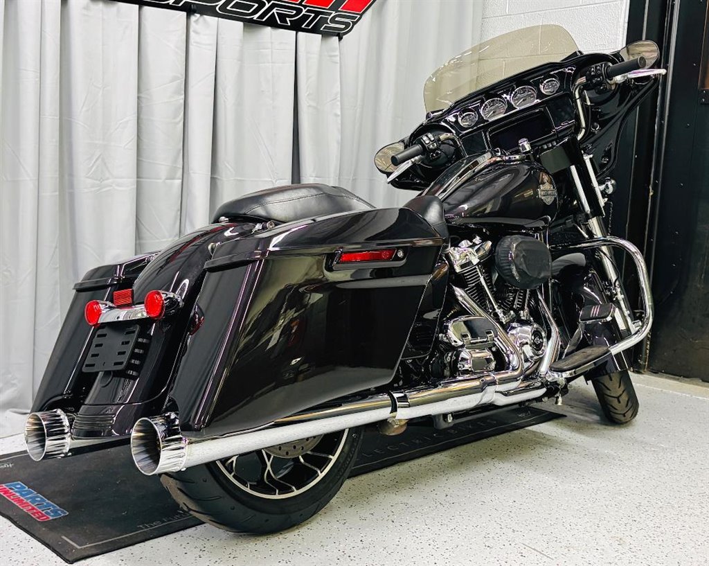 2021 Harley-davidson Street Glide Special - $21,999