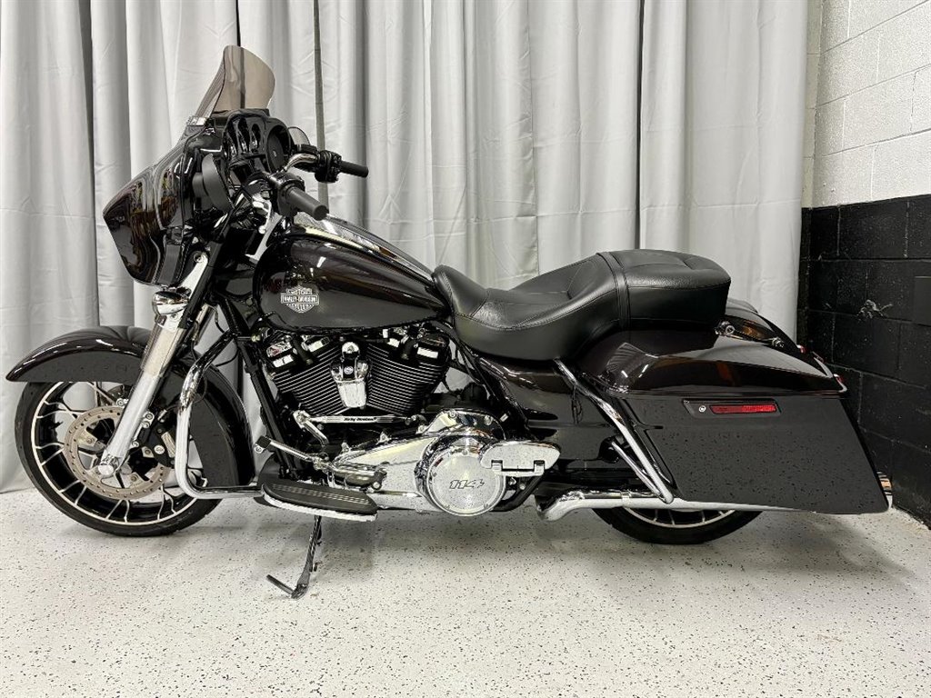 2021 Harley-davidson Street Glide Special - $21,999