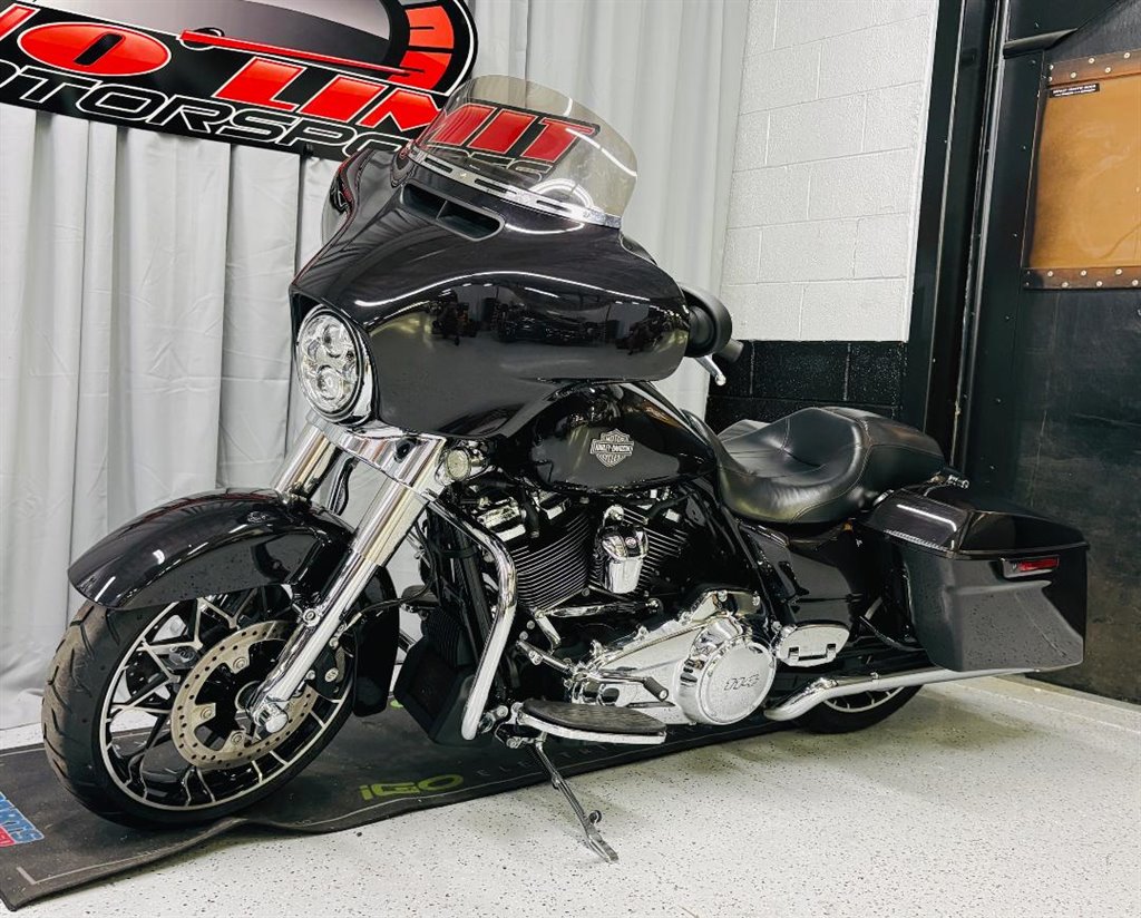 2021 Harley-davidson Street Glide Special - $21,999
