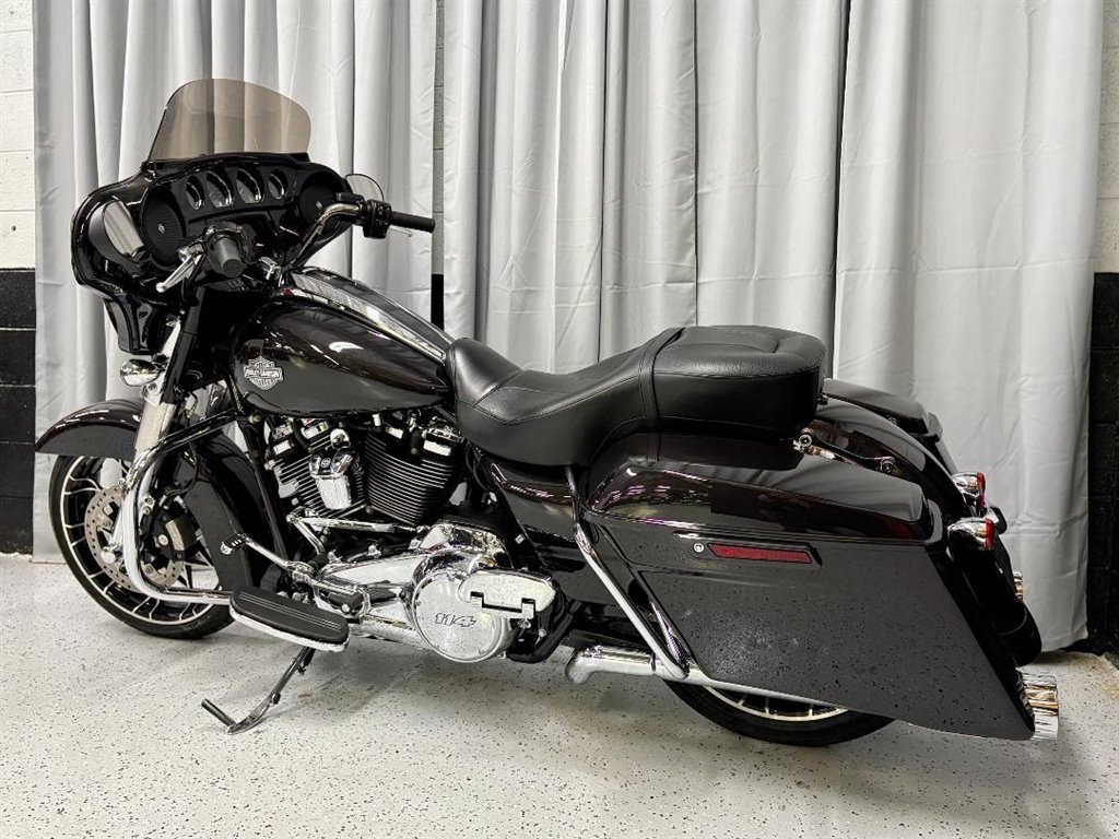 2021 Harley-davidson Street Glide Special - $21,999