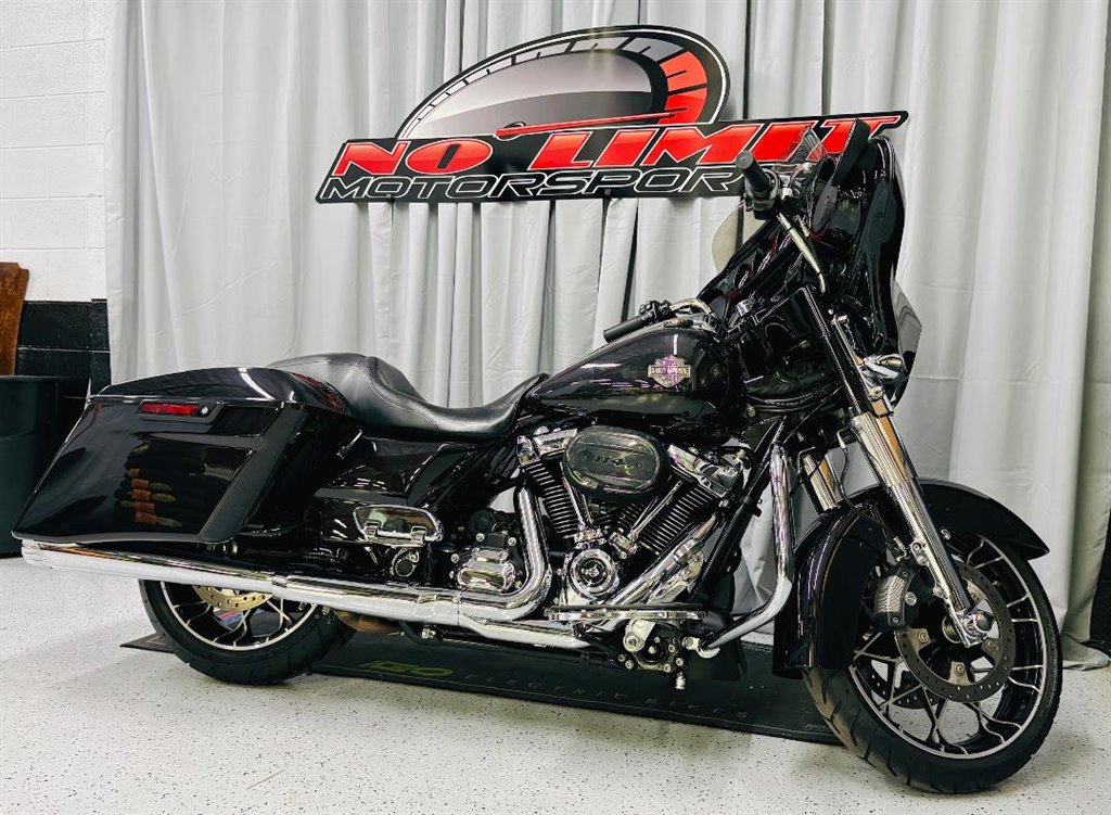 2021 Harley-davidson Street Glide Special - $21,999