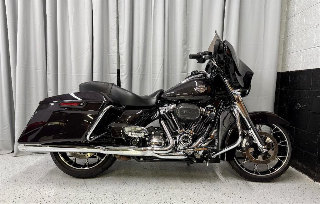 2021 Harley-davidson Street Glide Special - $21,999