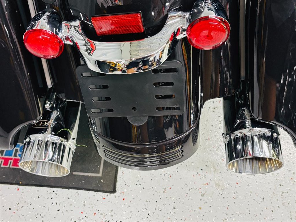 2021 Harley-davidson Street Glide Special - $21,999