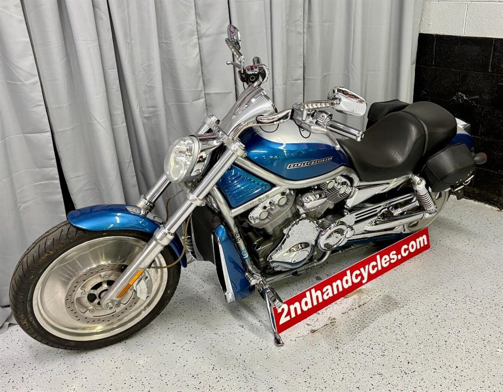 2006 Harley-Davidson FLSTCI Heritage Softail Classic - $5,795