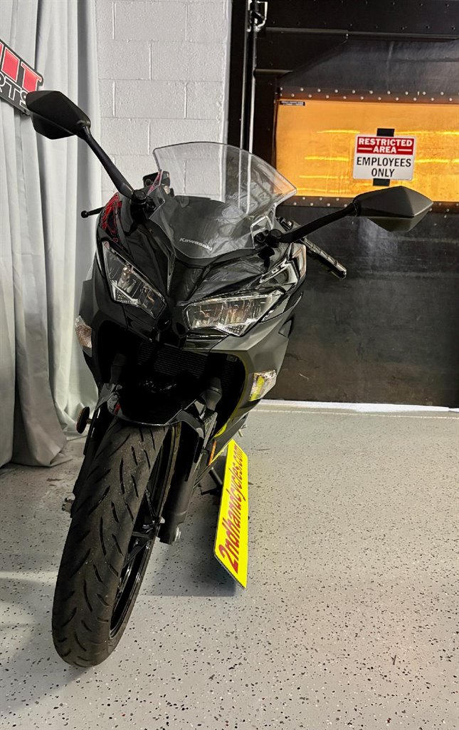 2018 Kawasaki Ninja 400 - $5,299