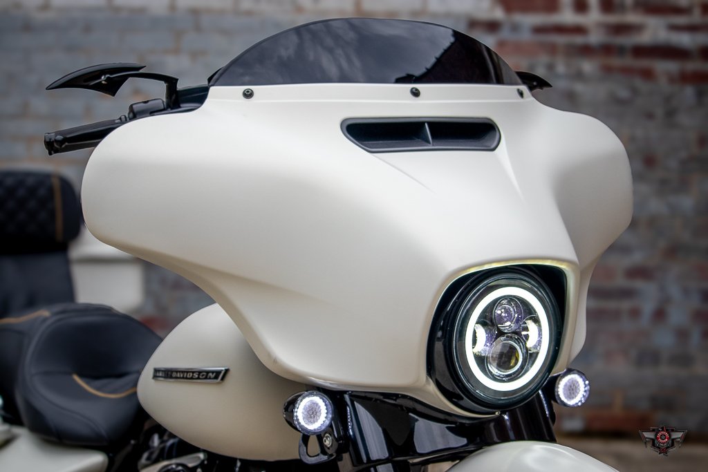 2018 Harley-davidson Street Glide Special - $33,777