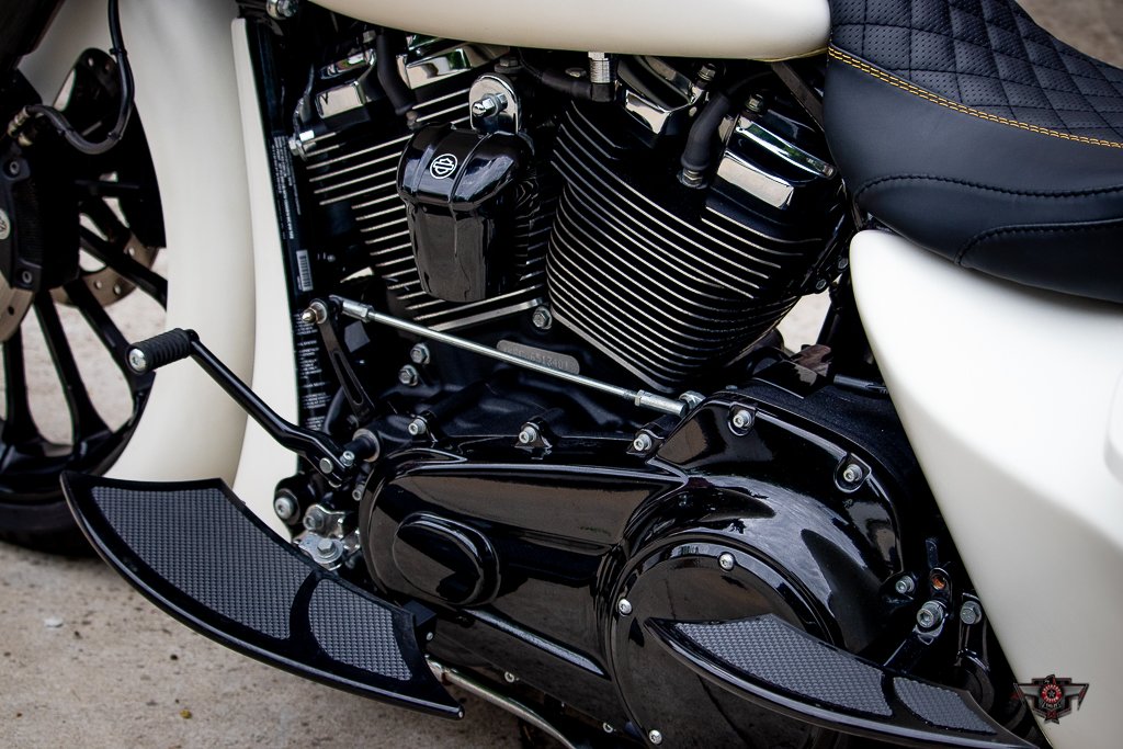 2018 Harley-davidson Street Glide Special - $33,777