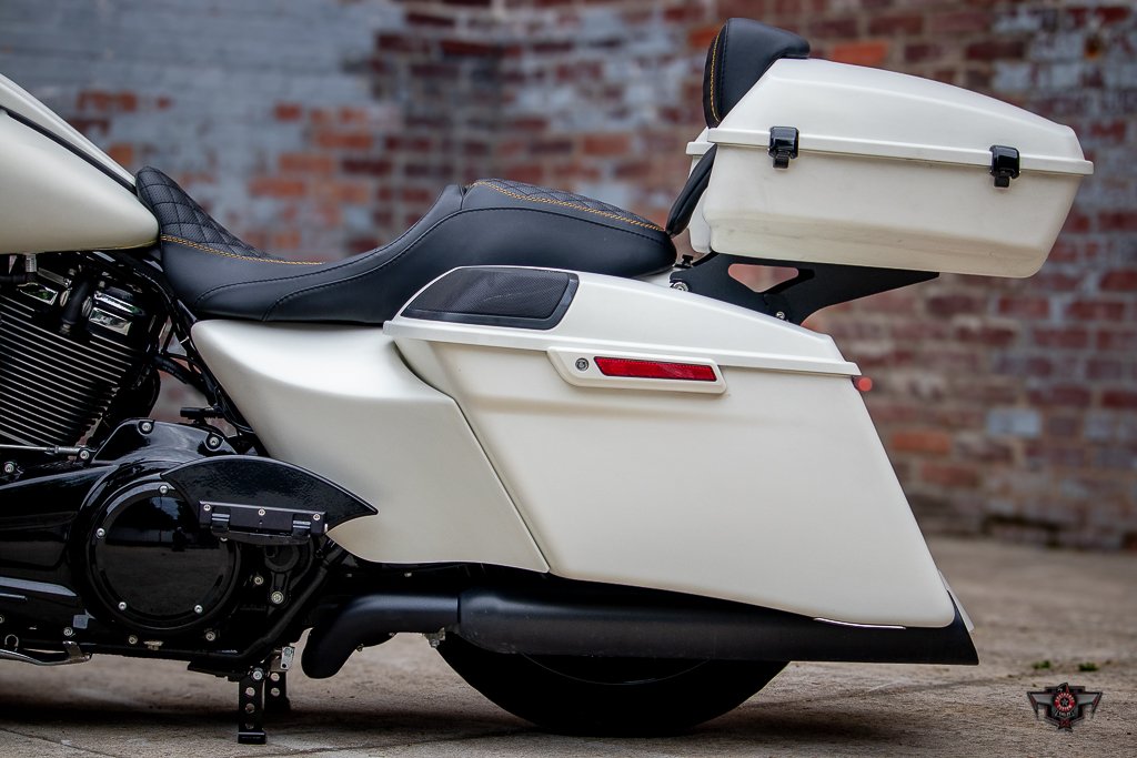 2018 Harley-davidson Street Glide Special - $33,777