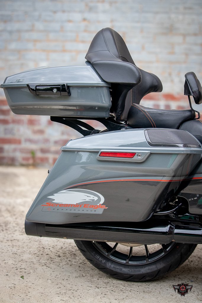 2018 Harley-davidson Cvo Street Glide - $35,995