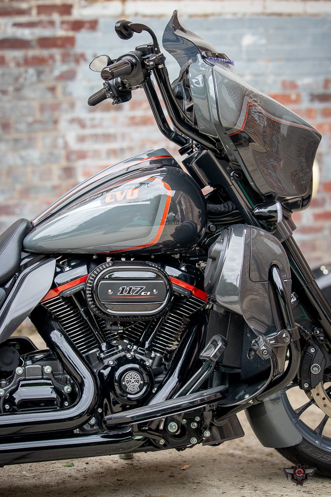 2018 Harley-davidson Cvo Street Glide - $35,995