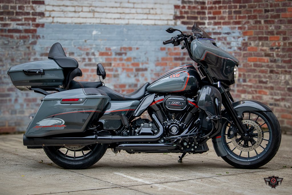 2018 Harley-davidson Cvo Street Glide - $35,995
