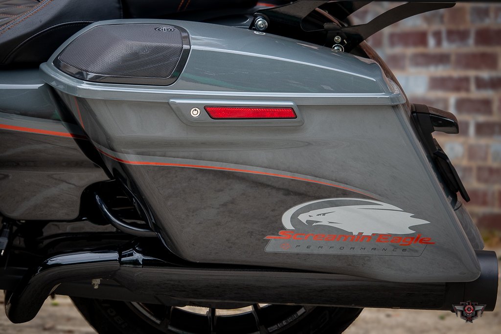 2018 Harley-davidson Cvo Street Glide - $35,995