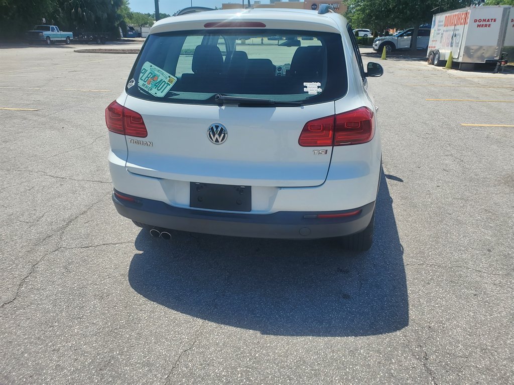 2016 Volkswagen Tiguan - $7,500