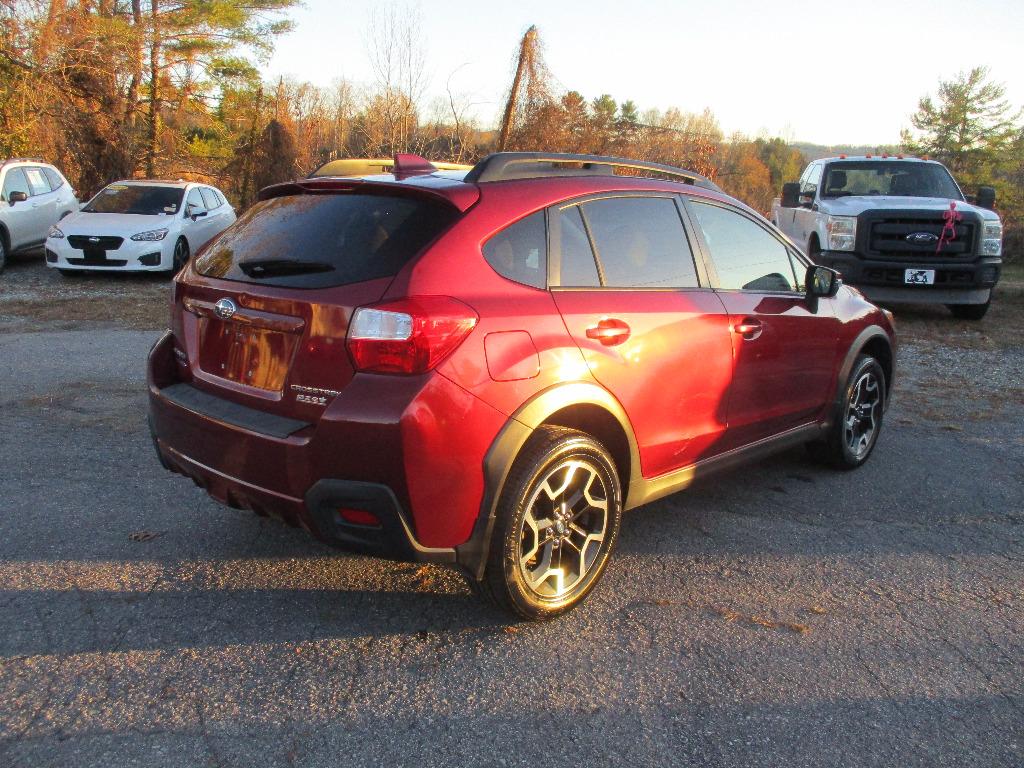 2016 Subaru Crosstrek Limited photo