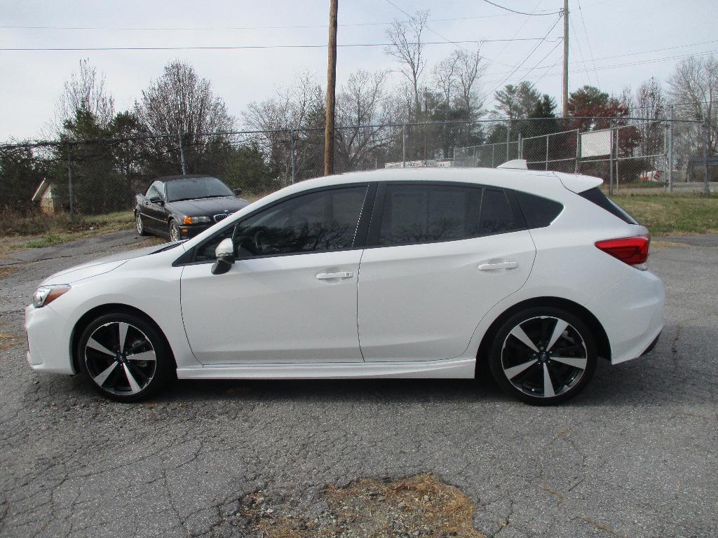 2019 Subaru Impreza Sport photo