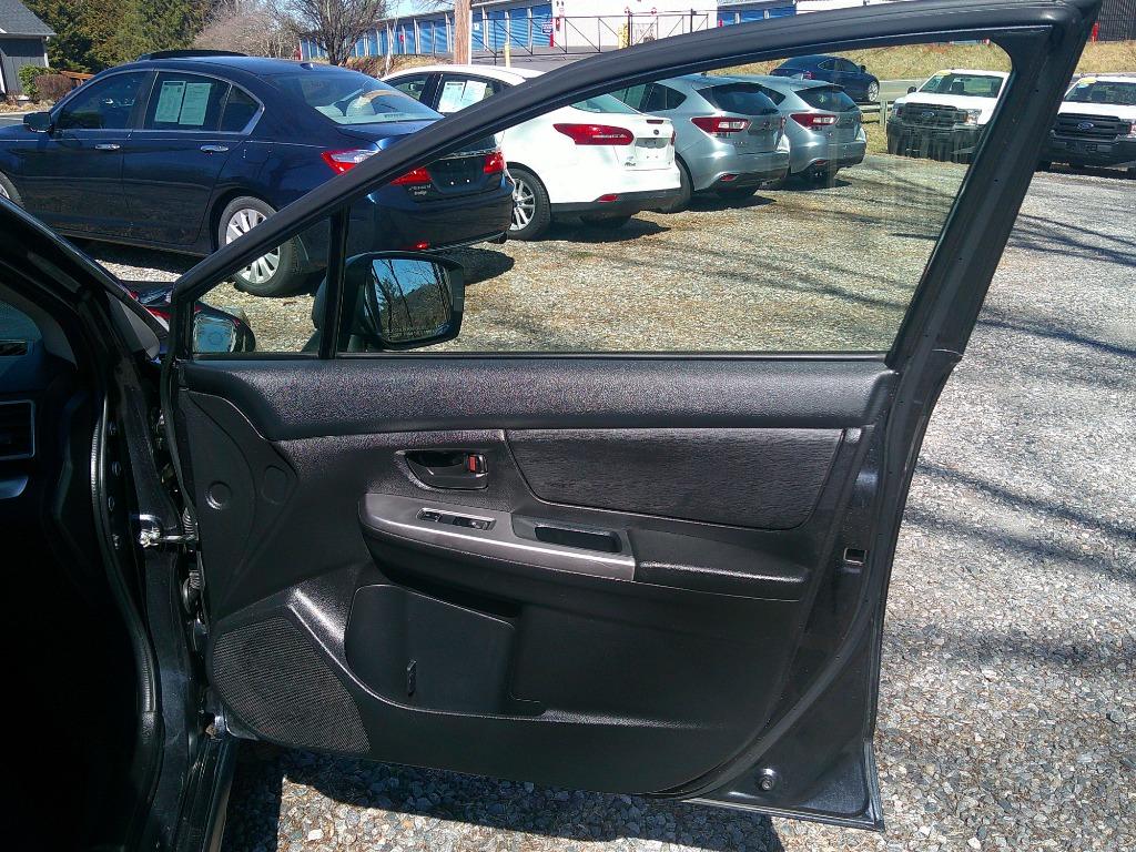 2017 Subaru Crosstrek photo