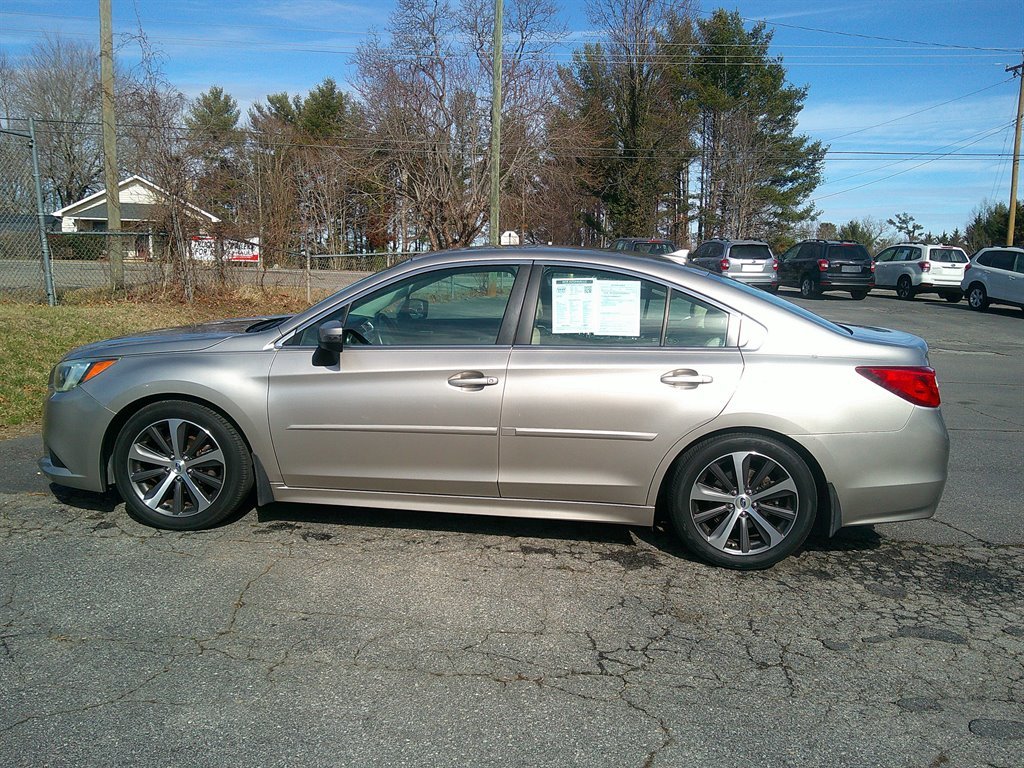 2016 Subaru Legacy Limited photo