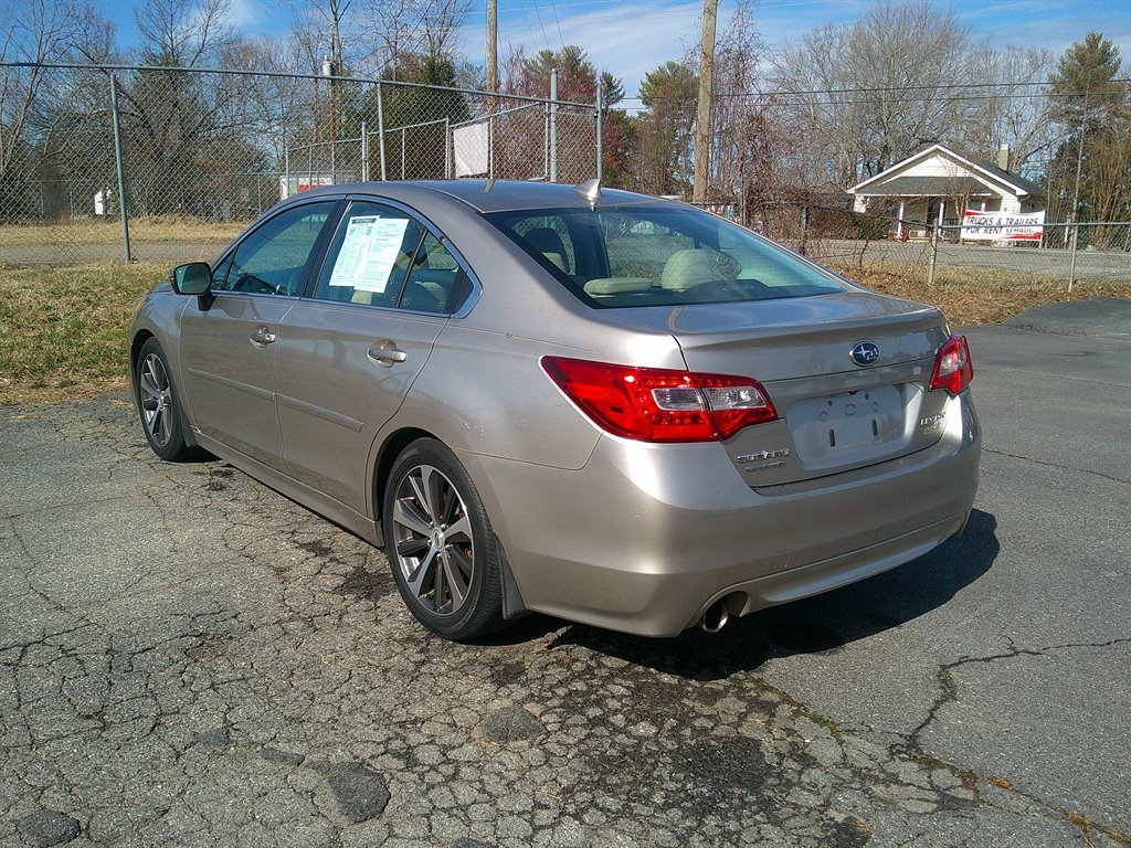 2016 Subaru Legacy Limited photo