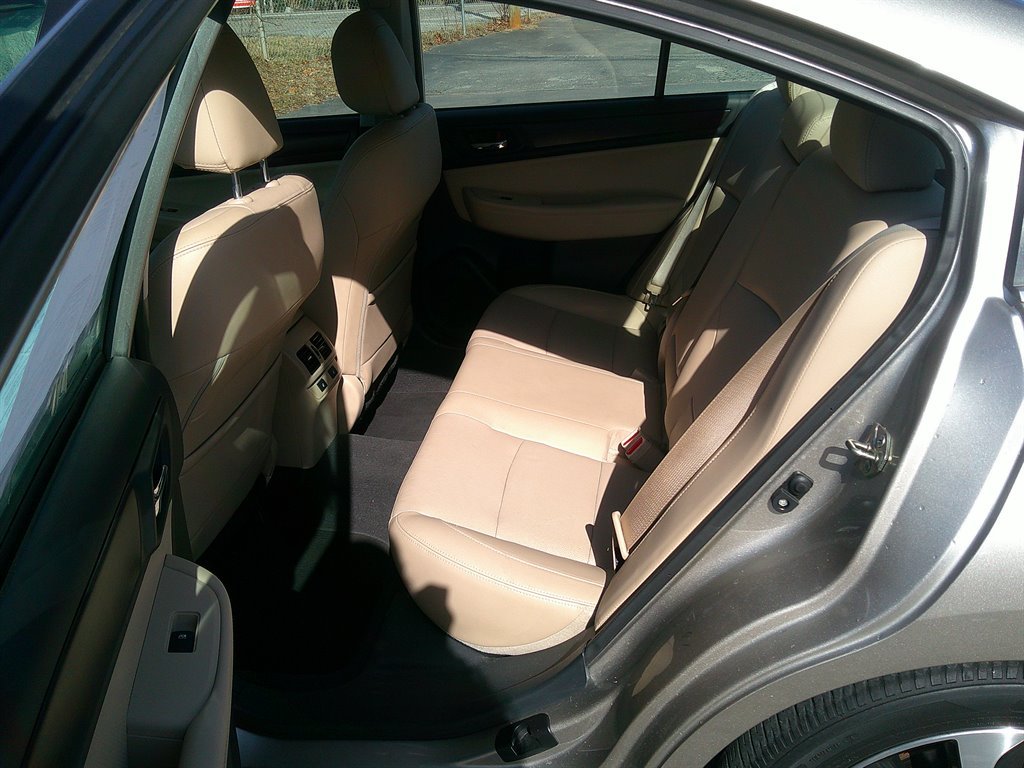 2016 Subaru Legacy Limited photo