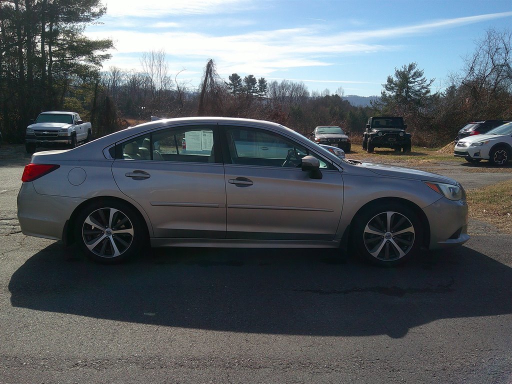 2016 Subaru Legacy Limited photo