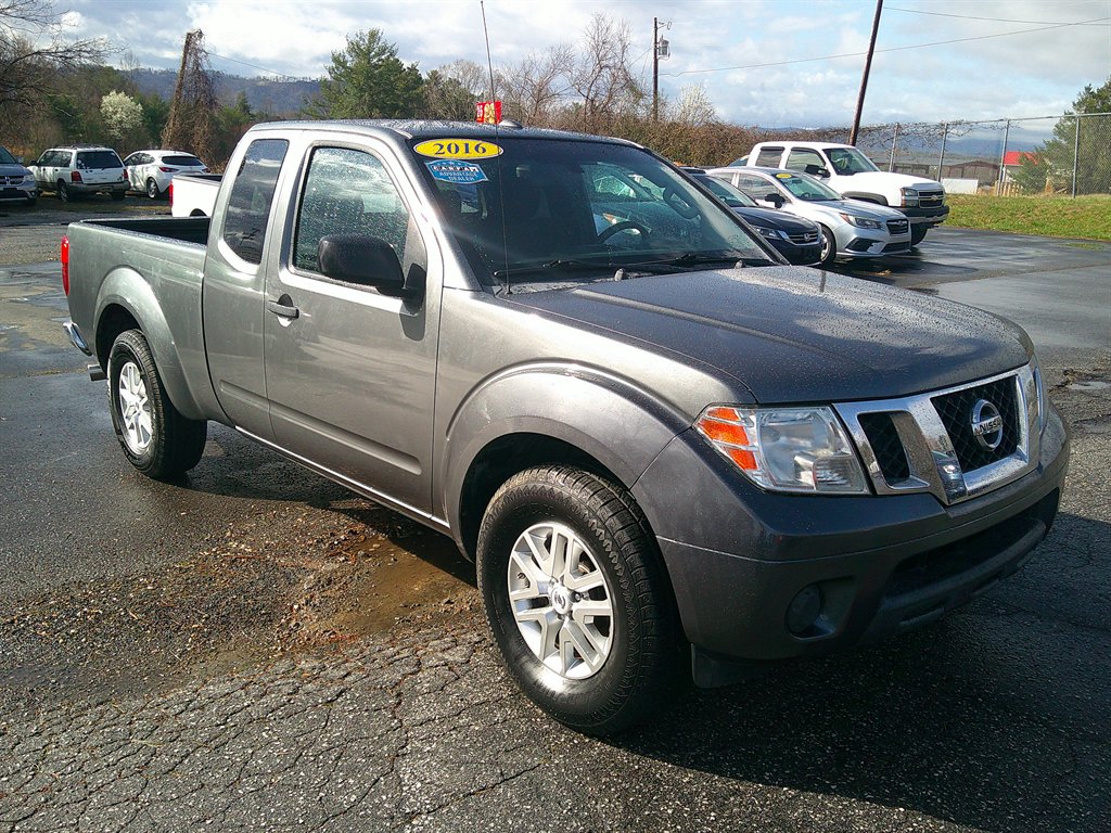 2016 Nissan Frontier SV photo