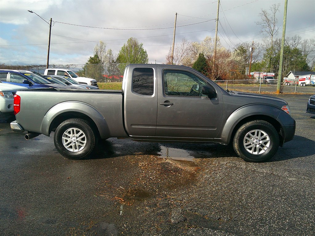 2016 Nissan Frontier SV photo