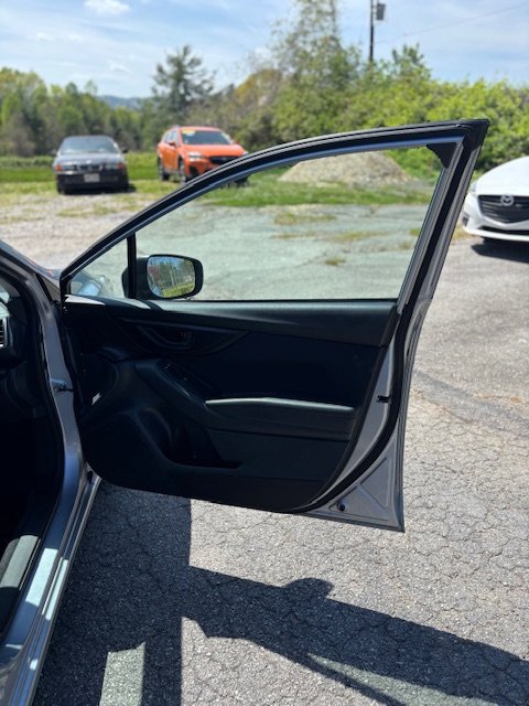 2022 Subaru Impreza Premium photo