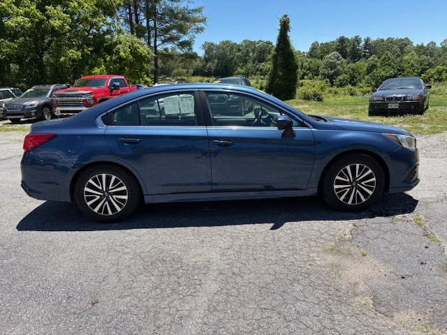 2019 Subaru Legacy Premium photo