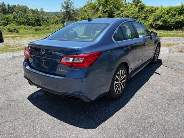 2019 Subaru Legacy Premium photo