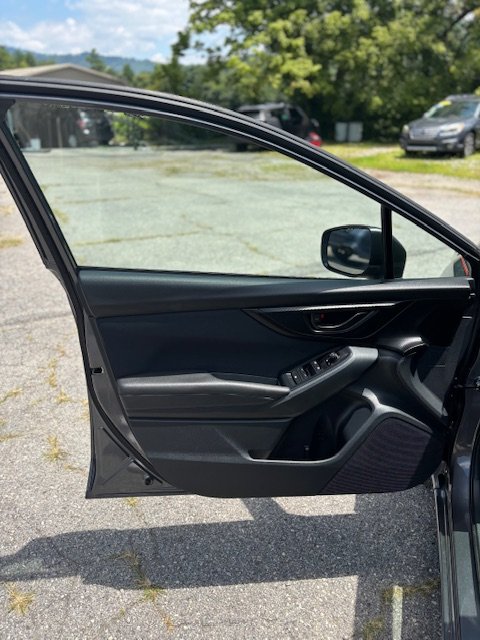 2022 Subaru Impreza Base photo 10