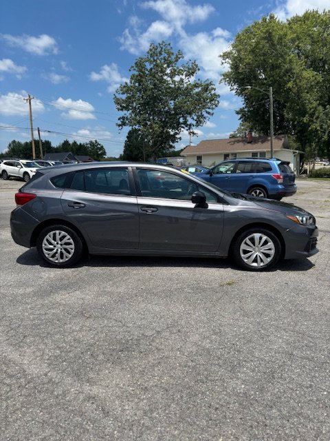 2022 Subaru Impreza Base photo 5