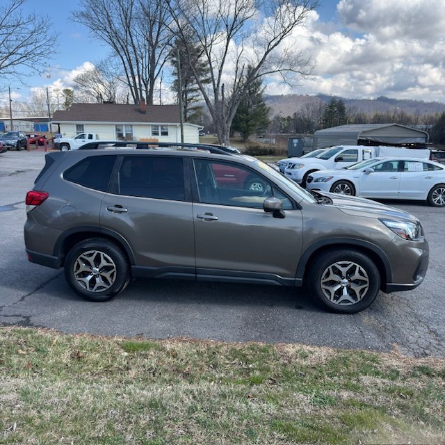 2019 Subaru Forester - $13,299