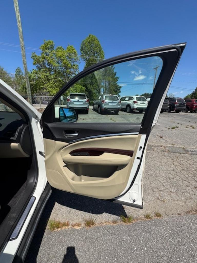 2016 Acura MDX - $16,999